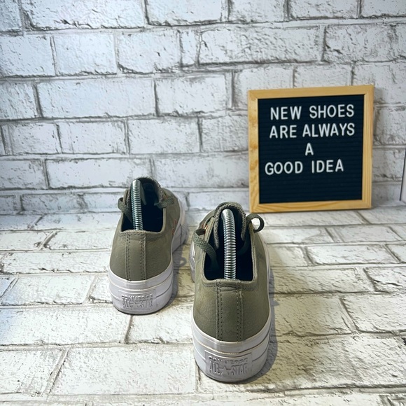 🍀Chuck Taylor All Star Leather Platform Sneaker - Picture 6 of 10